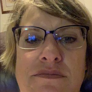 Meet your Posher, Annette